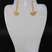 Boucles d'oreilles ethniques pendantes Sinu plaqué or
