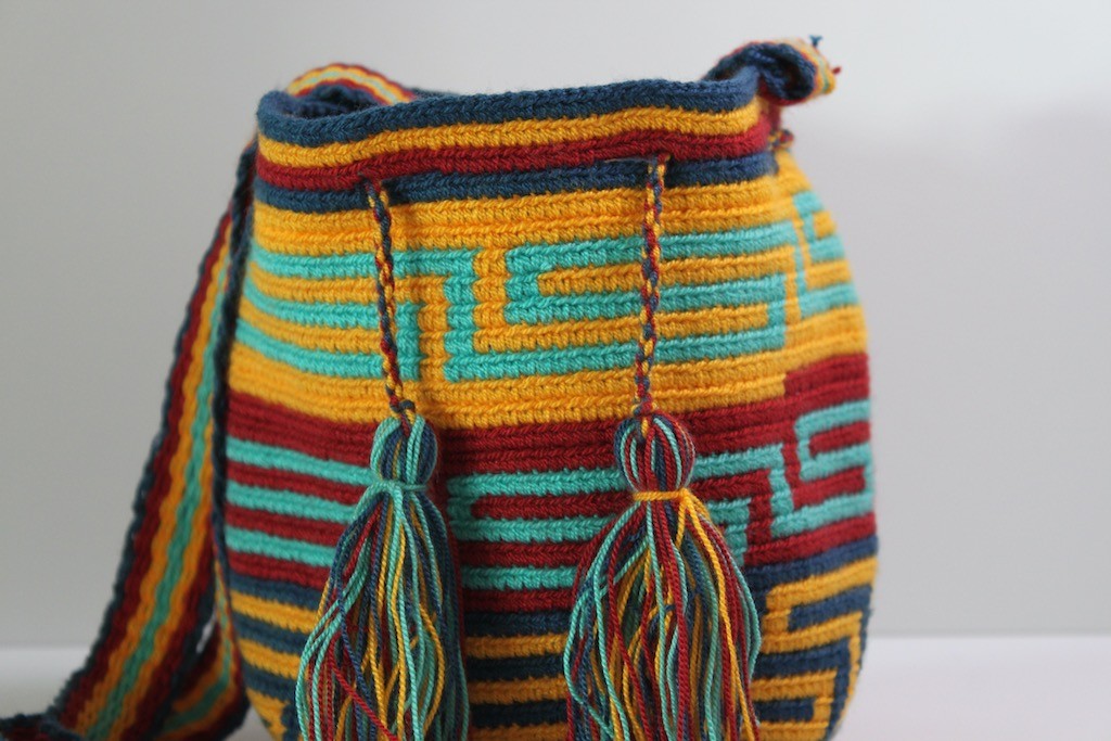 Mochila Wayuu Petite Coloré details